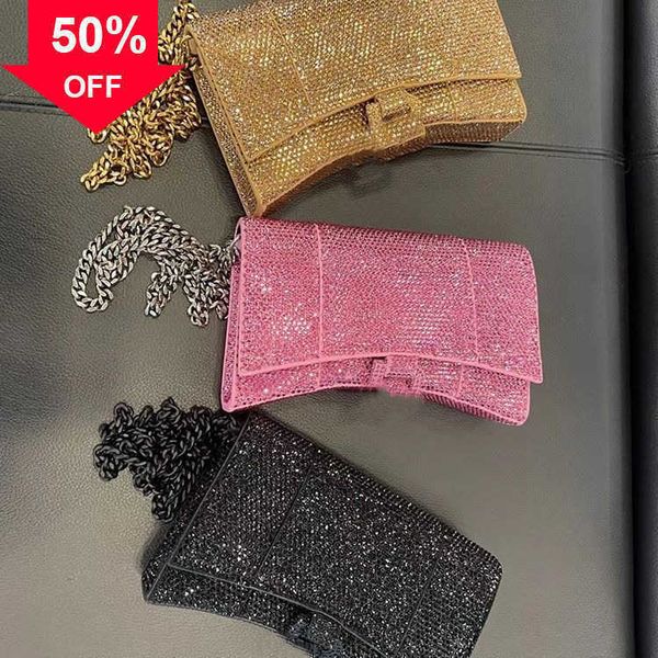

designer women's luxury shoulder bags fashion trend full diamond shiny hourglass chain small square single shoulder crossbody bag facto