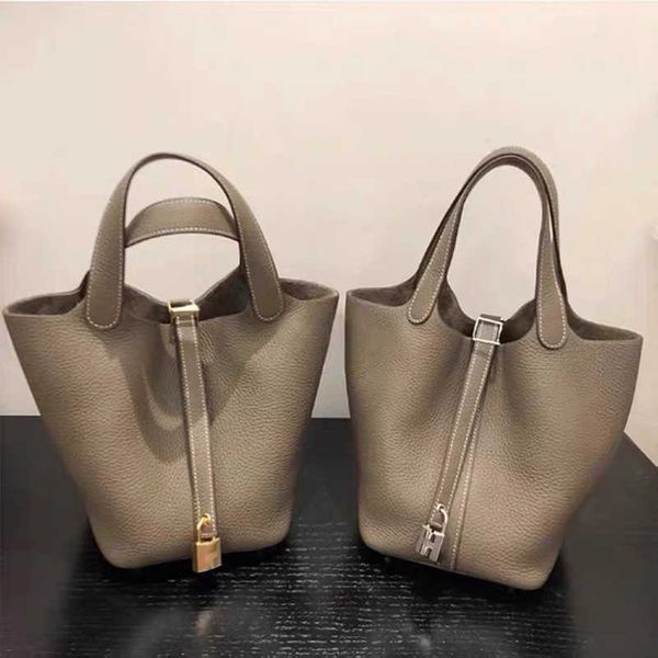 

wholesale designer h ormes totes handbags bag 2023 new h family vegetable basket bag leather women's versatile bucket large capacity ha