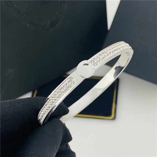 

2023 new classic luxury designer c design luxury bracelet fashion charm bracelet for women birthday gift, Black