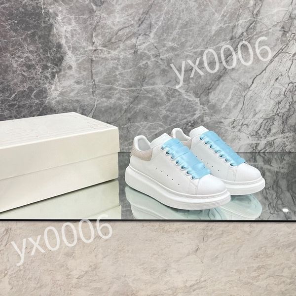 

new luxurys designers shoes white black men women fashion retro trainers outdoor sports sneakers hiking shoes