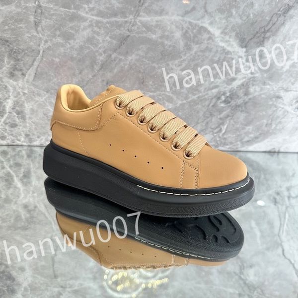 

2023 new quality triple clear designer shoes tripler sneaker trainer crystal shoes men women fashion sneakers, Black