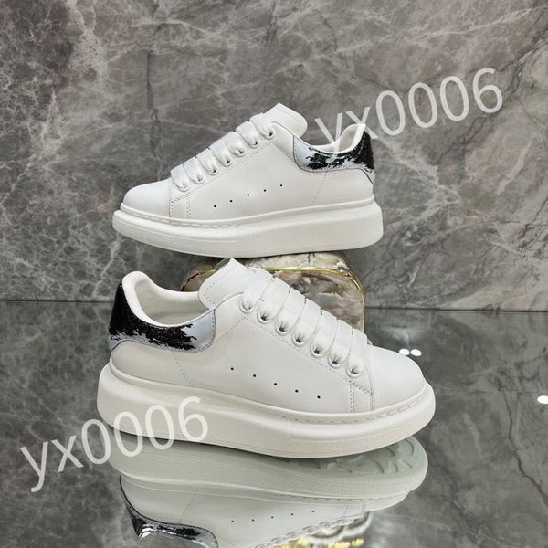 

new luxurys designers shoes white black men women fashion retro trainers outdoor sports sneakers hiking shoe