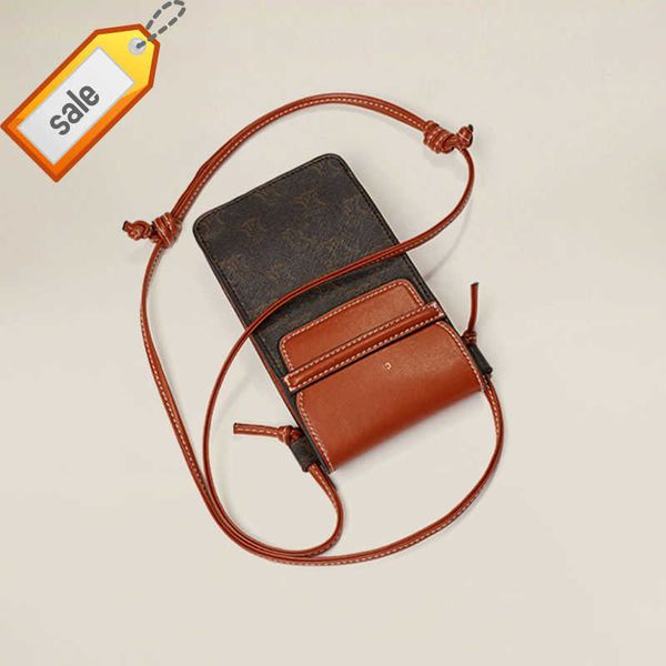 

brand designer handbag shoulder bags crossbody bag tote mobile bag mini 2023 network red lisa same leather one shoulder mobile phone bags wo