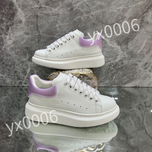 

new luxury fashion men and womens arrow hiking shoes couple walking sports mens brand-name sneakers ladies non-slip soles skate shoes, Black