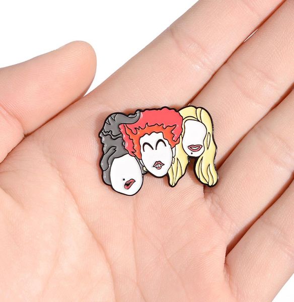 

three women039s heads without eyes smile expression brooch metal creative personality accessories student wild pendant gift gir1498401, Gray