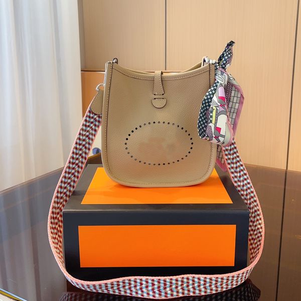 

designer bag women cross body bags portable mini ladies handbags fashion leather classic purse shoudler bag nice