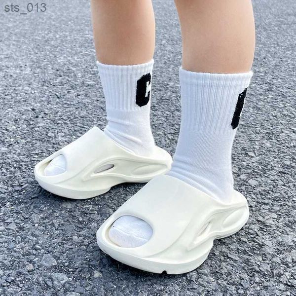

2023 new luxury kids slippers outdoor indoor sandals beach casual shoes eva soft slides children flip-flops summer boys sandals, Black;grey