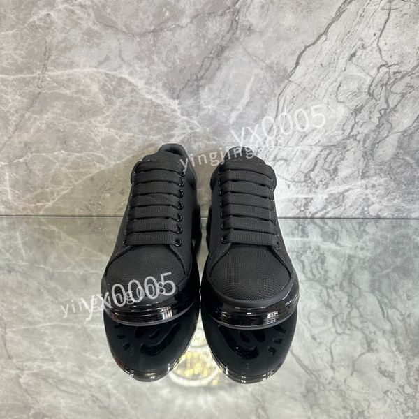 

season mens sneaker shoe embroidery black and white leather retro-inspired sneaker design womens sneaker