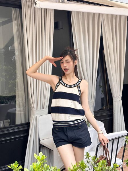 

designer summer women fashion embroidered cotton-blend tank shorts designer skirts dress bra vest ladies solid vintage t shirt loewe knitte, White