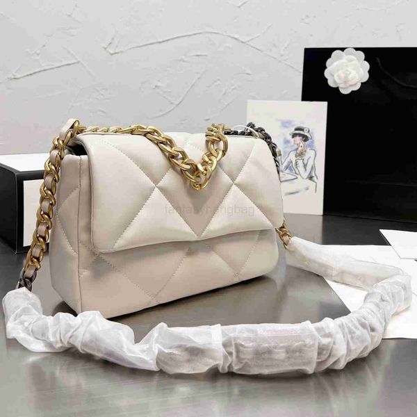 

cc bag diamond lattice bag v-shape rhombic bags messenger luxurys designers quality women knitting chains thread handbag mother cossbody wal