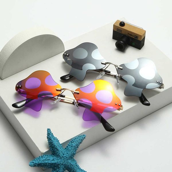

2023 new mushroom style frameless personalized fashion prom glasses concave designer vintage mens sunglasses for women brands, White;black