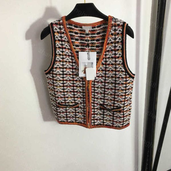 

23ss womens knits womens designer clothing bright silk blended coloured tweed v-neck slim-fit knit vest womens clothes a1, White