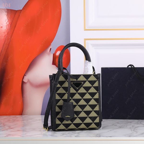 

fashion fabric handle tote bags designer small handbag embroidered handbags womens cross body totes shoulder bag leather keychain 2023 top