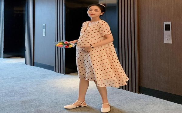 

summer korean fashion dot print chiffon maternity dress v neck slim waist a line loose clothes for pregnant women pregnancy dresse3283057, White