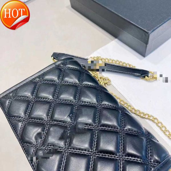 

designer bags 2023 new sheep texture women's lingge chain nether red same versatile premium tote