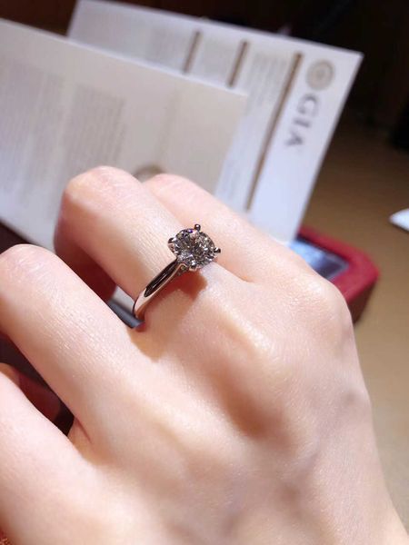 

original designer classic carti four claw imitation ring 925 sterling silver plating wedding diamond mo sangshi shut up