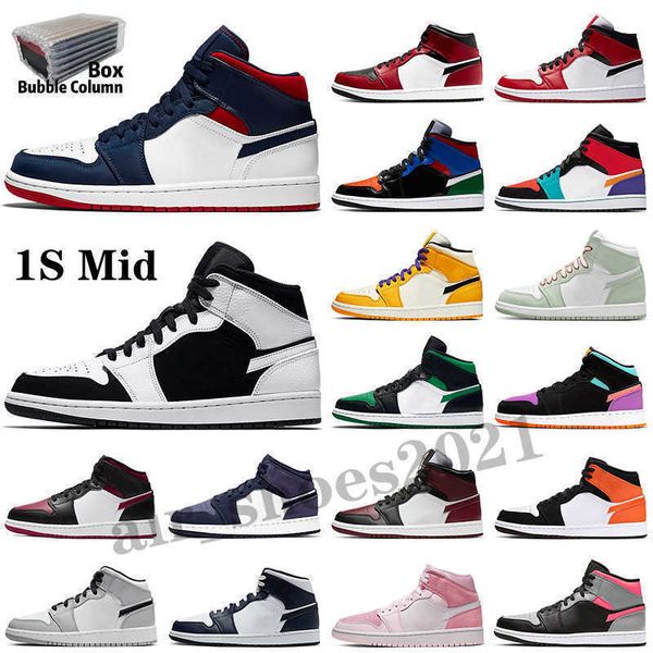 

box with chicago 1 1s basketball shoes og seafoam mid smoke grey unc obsidian wheat dark marina blue racer lucky green mens women high sneak, Black