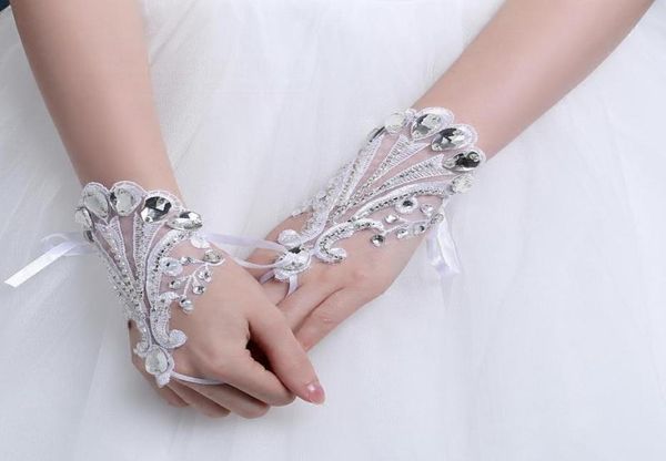 

fashion crystals lace bridal gloves wrist length fingerless wedding gloves beaded rhinestones formal party short glove6012224, White