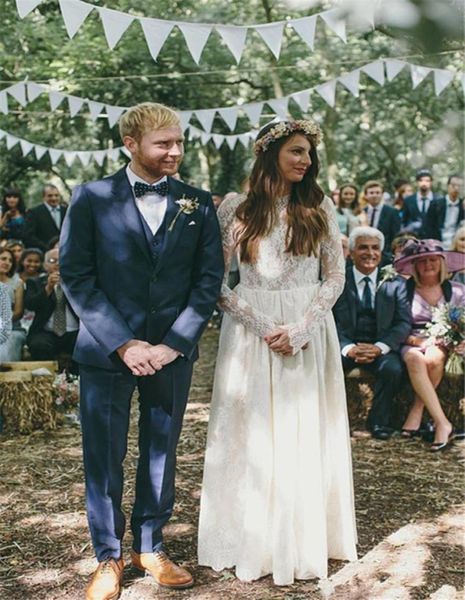 

2020 new boho wedding dresses jewel hollow back long sleeve a line lace floor length beach country bohemian bridal gowns robes de 7340643, White