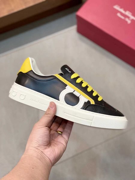 

classic feragamos classic new men's shoes low casual sports shoes trend versatile board shoes, Black