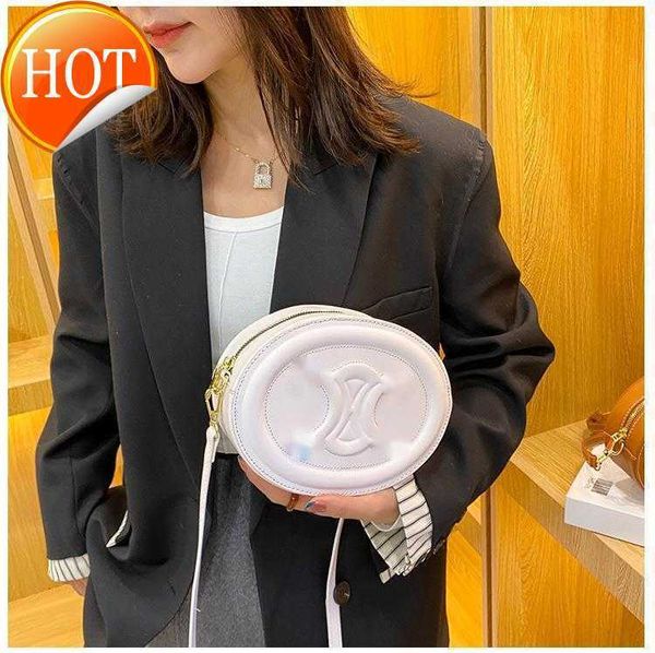 

designer bags 2023 new de pig nose bag mini round cake single shoulder msenger concave shape women's factory direct sale purses ladies