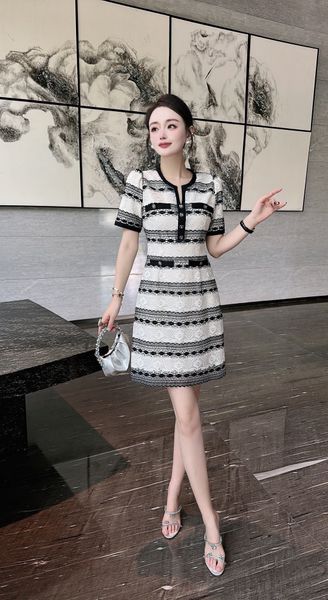 

lace short sleeve contrast color dress 2023 spring and autumn women's fashion round neck short sleeve elegant dress dual color dress s-, Black