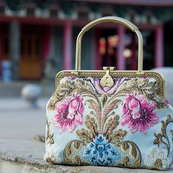 

evening bags winter vintage classic flowers designer lock shell vintage bags pure handmade chain women shoulder crossbody bag women's h