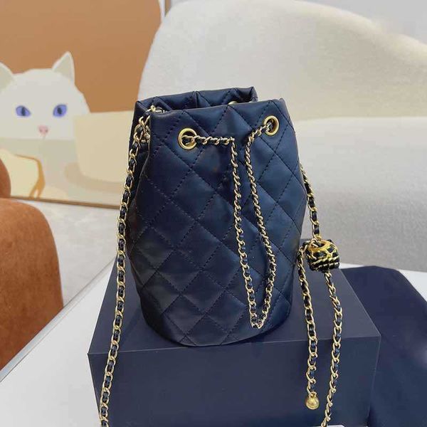 

cc bag 19cm luxury bucket wallet crossbody bags wholesale cc black genuine leather classic handbags tote bags chain gold-tone metal adjuster