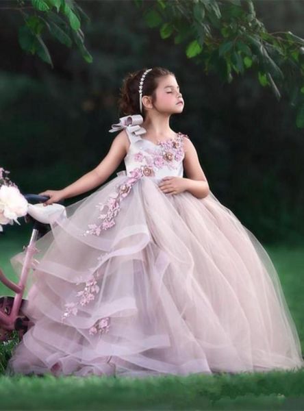 

lace appliqued high low flower girl dresses for wedding tiered skirts little girls pageant dress feather first holy communion gown1832578, White;blue
