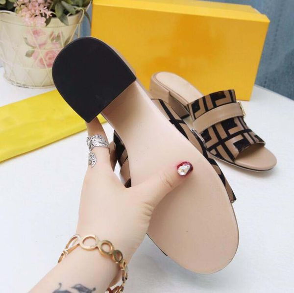 

women brand sandals designer slippers flat flip flops crocodile skin slide ladies beach sandal summer with box, Black
