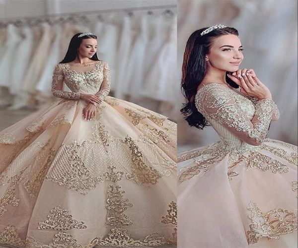 

2022 luxury champagne quinceanera ball gown dresses jewel neck illusion lace appliques crystal beads long sleeves sweep train4132934, Blue;red