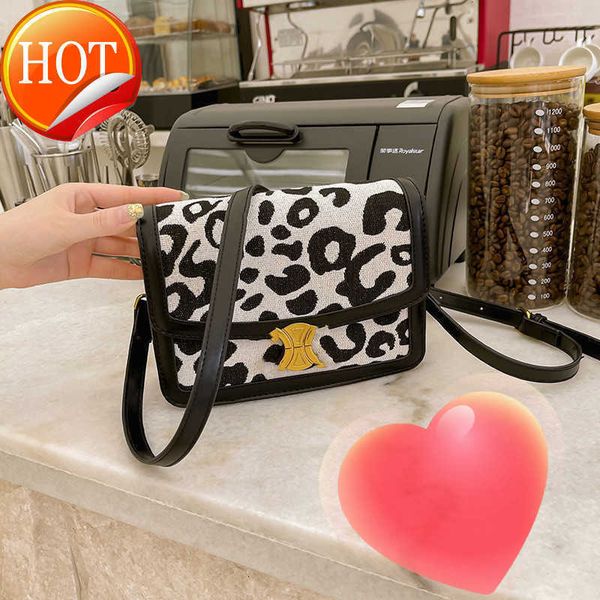 

designer bags korean autumn and winter new leopard print brown one shoulder msenger armpit ins fashionable women trend versatile arc de trio