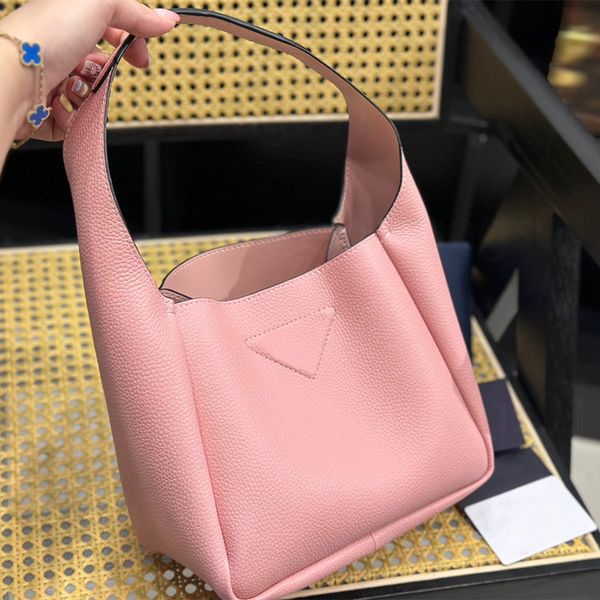 

2023 trend fashion luxurious handbag ladies stylish messenger bag underarm bag chain shoulder bag handbags women's must-haves