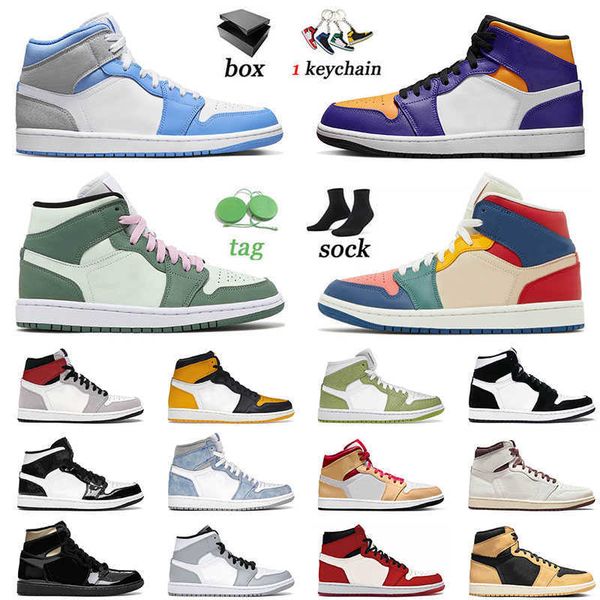 

1s 1 with box basketball shoes men women university blue lakers mid se multi-color taxi carbon fiber mens trainers sneakers size 12, Black