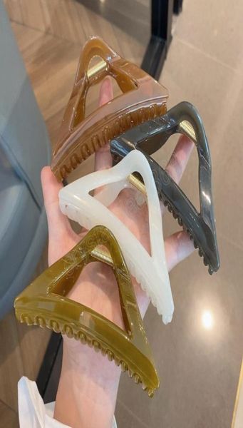 

temperament elegant hollowed hair claws clamps claw clip crab hairpins headwear for women girls hair accessories4572025, Slivery;white