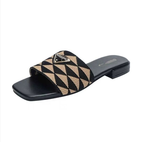 

casual shoes luxury letter p sandal triangle thick heel fashion summer beach low shoes designer slipper embroidered fabric slippers metal sl, Black