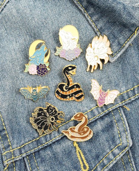 

enamel brooches pin for women fashion dress coat shirt demin metal funny brooch pins badges promotion gift 2021 new design wolf sn3569227, Blue