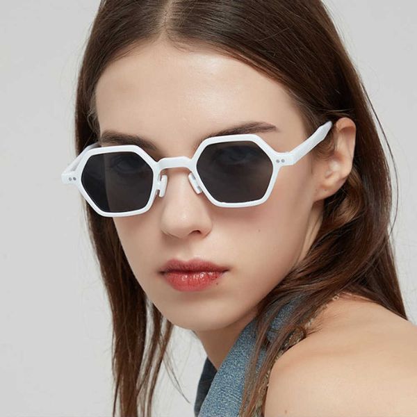 

new internet celebrity women's trend, street ps, small frame sunglasses, personalized sunscreen glasses sunglasses for women men, White;black