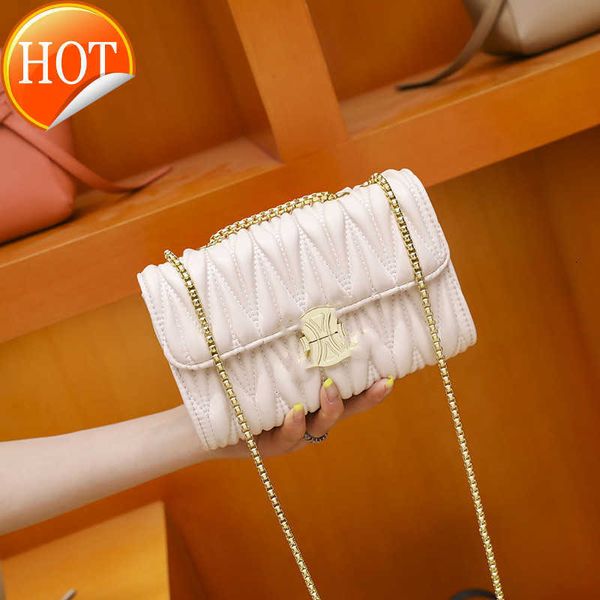 

designer bags arc de triomphe pleated chain lisa the same 2023 new high-end fashion versatile single shoulder msenger women's factory d