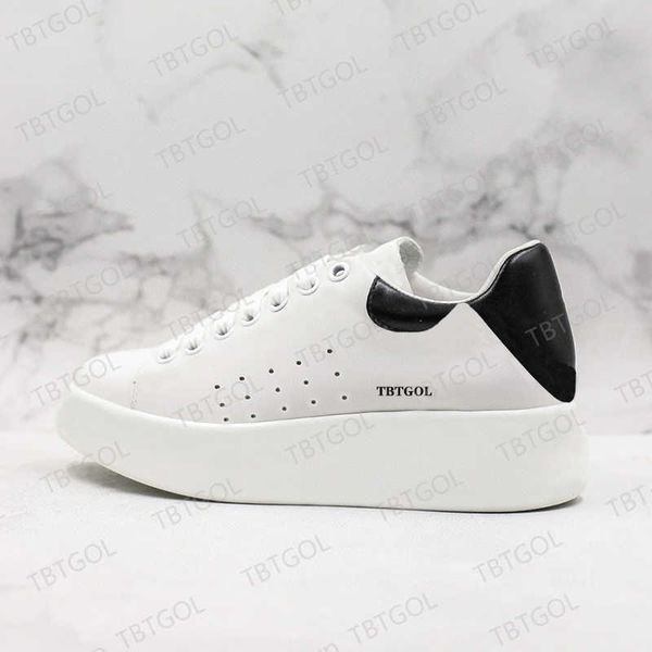 

designer oversized leather sneakers lace up men fashion platform white black mens womens luxury velvet suede casual shoes with box no11