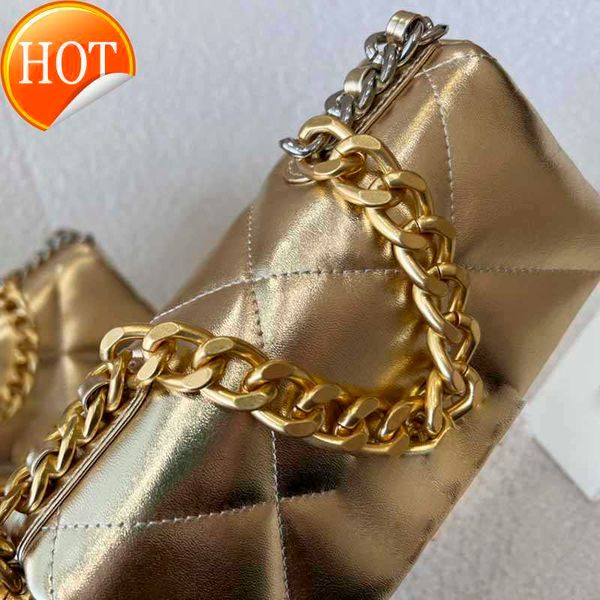 

ladies brand designers shoulder bags 2023 fashion clamshell crossbody bag gold silver texture sheepskin metal chain envelope package bag fac
