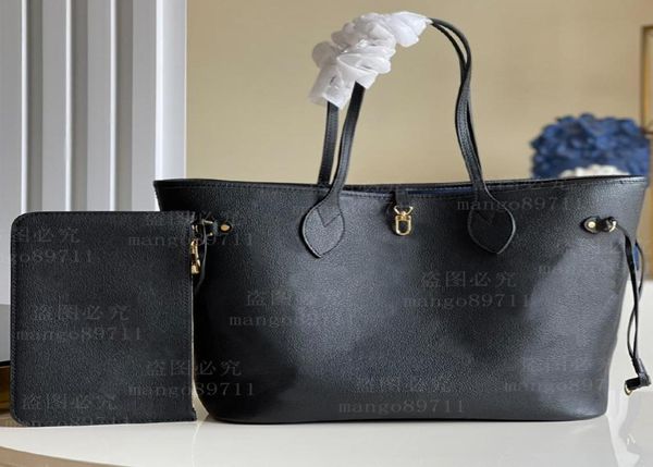 

woman shopping bag leather purse serial number date code 32cmmm4715788