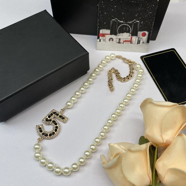 

2023 cccc necklace pearl necklace designer for women new fashion necklace love necklace for woman brand simple letters diamond lady-1, Silver