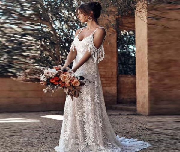 

bohemian lace wedding dress aline backless spaghetti straps long country bridal gowns appliques ivory and champagne lining c7873236, White