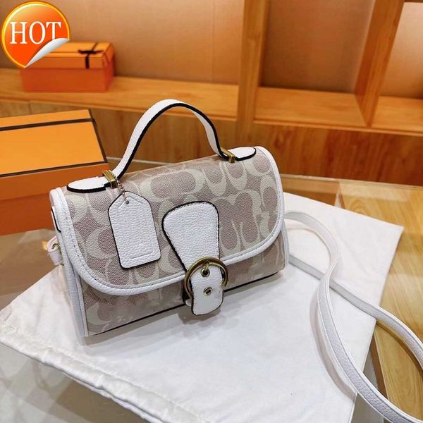 

luxury brand designer bags hand shoulder crossbody bag tote 2023 new large capacity shopping solid color winter fashion style messenger fact