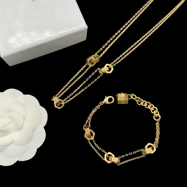 

fashion banshee gold necklace bracelet head portrait pendant sets brass ladies designer jewelry birthday anniversary gifts xms22 --05, Black