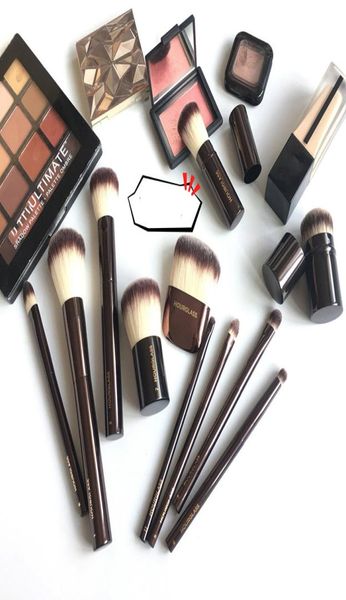

hourglass vanish seamless metal makeup brush luxury powder 1 brush 2 foundation blush 4 5 concealer 11 eyliner eyeshadow8482746
