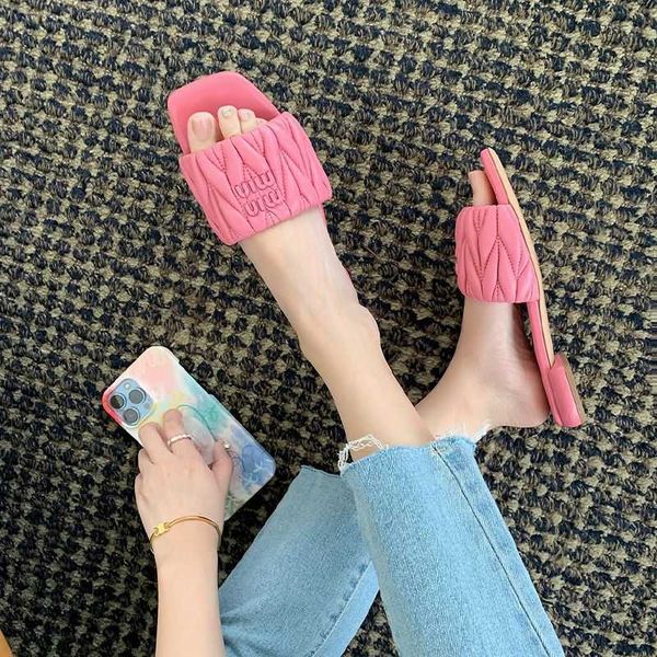 

family mius beach shoes women slide designer sandals pleated square slippers for 2023 summer new fashion flat bottom women's external w
