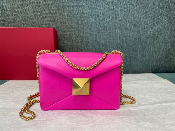 

1215 new women's crossbody bag high-end quality shoulder bag chain sheepskin tofu bag magnetic buckle opening and closing inside with s