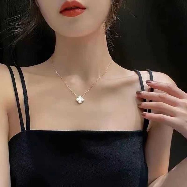 

van clover necklace four-leaf clover necklace girl 18k rose gold lock bone chain double sided pendant jewelry for girlfriend on valentine&#0, Silver